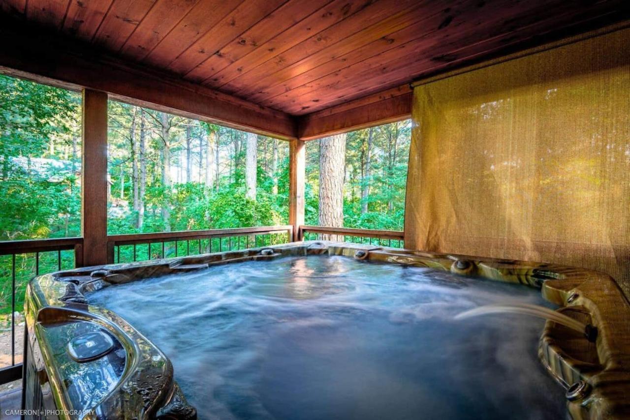 Iron Horse Lodge Sleeps 18, Games, Fire Pit, Hot Tub, Ev, More 布罗肯鲍 外观 照片