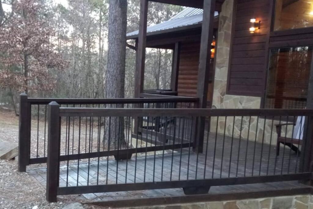 Iron Horse Lodge Sleeps 18, Games, Fire Pit, Hot Tub, Ev, More 布罗肯鲍 外观 照片