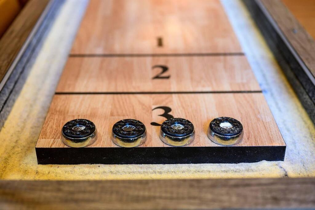 Iron Horse Lodge Sleeps 18, Games, Fire Pit, Hot Tub, Ev, More 布罗肯鲍 外观 照片