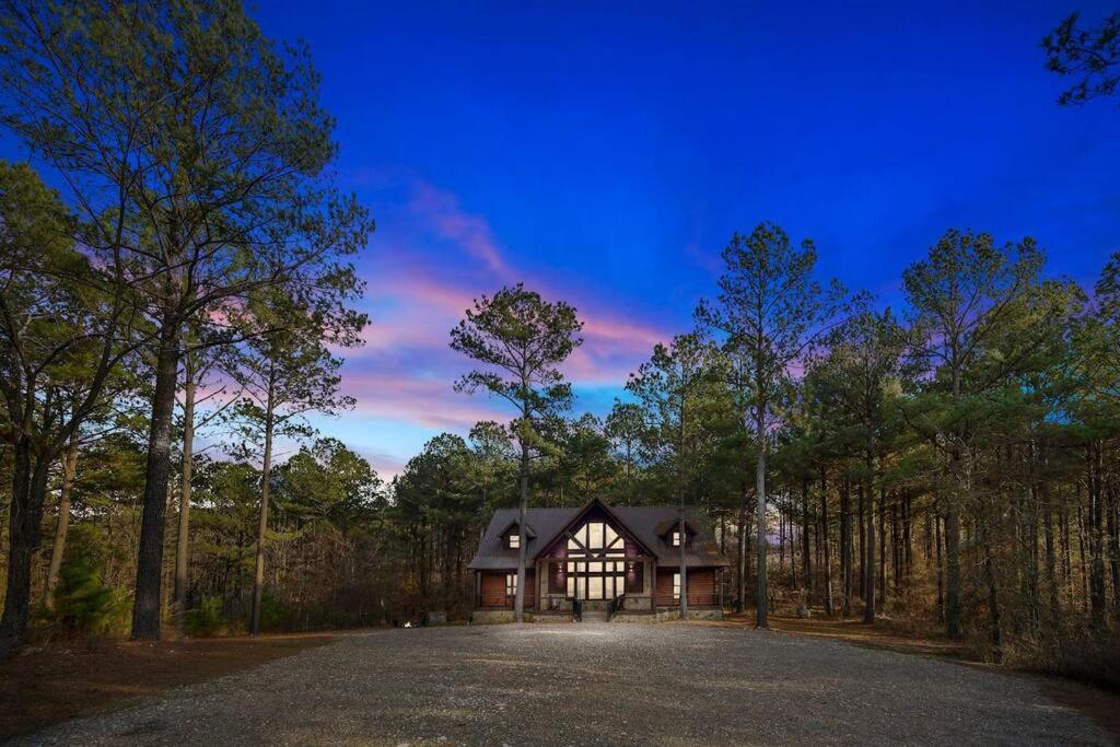 Iron Horse Lodge Sleeps 18, Games, Fire Pit, Hot Tub, Ev, More 布罗肯鲍 外观 照片
